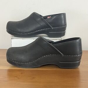 Sanita Shoes Womens 38 Professional Slip On Comfort Work Clogs Black Leather 7
